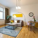 Apartment Ruska