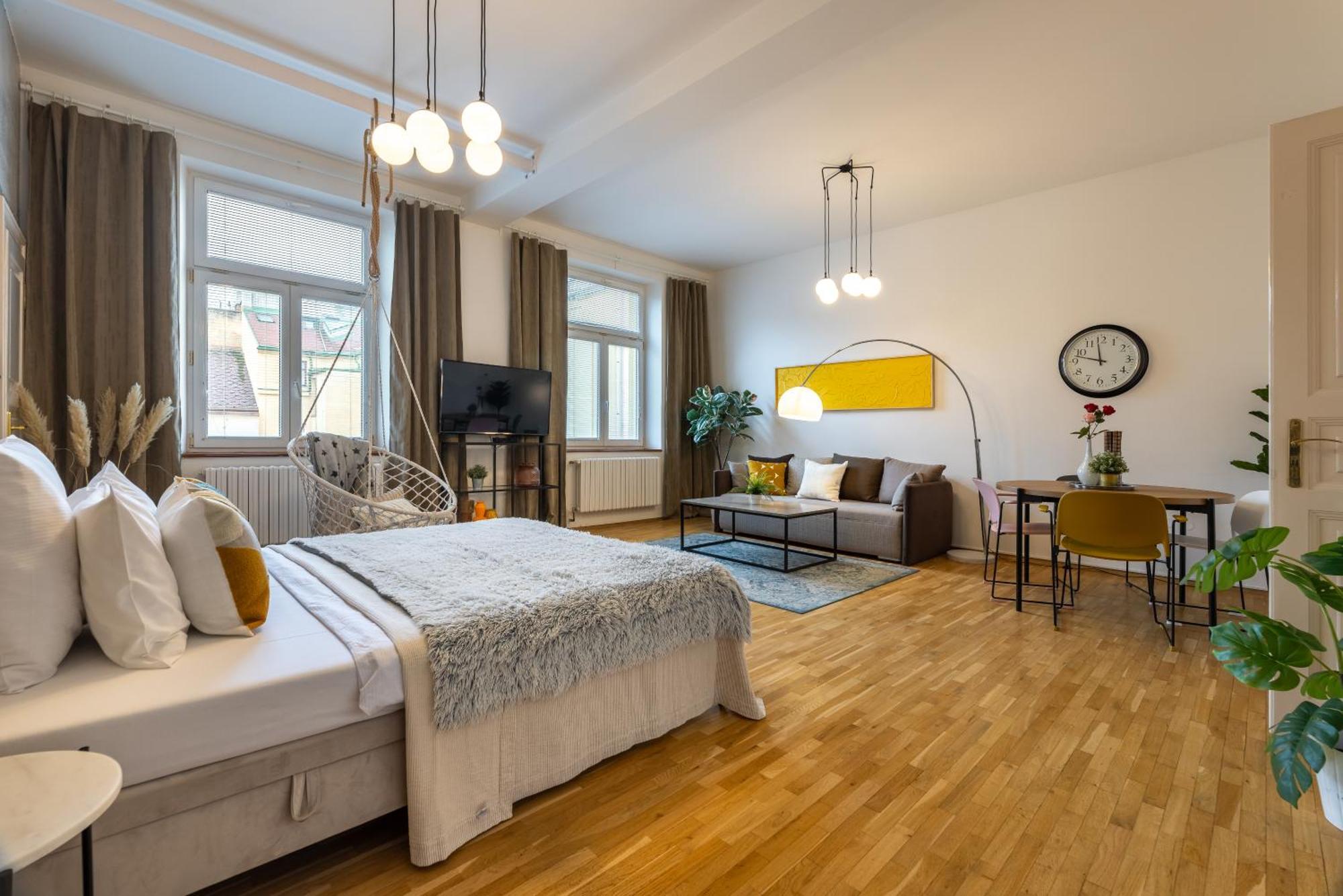 Ruska Homestay Prague